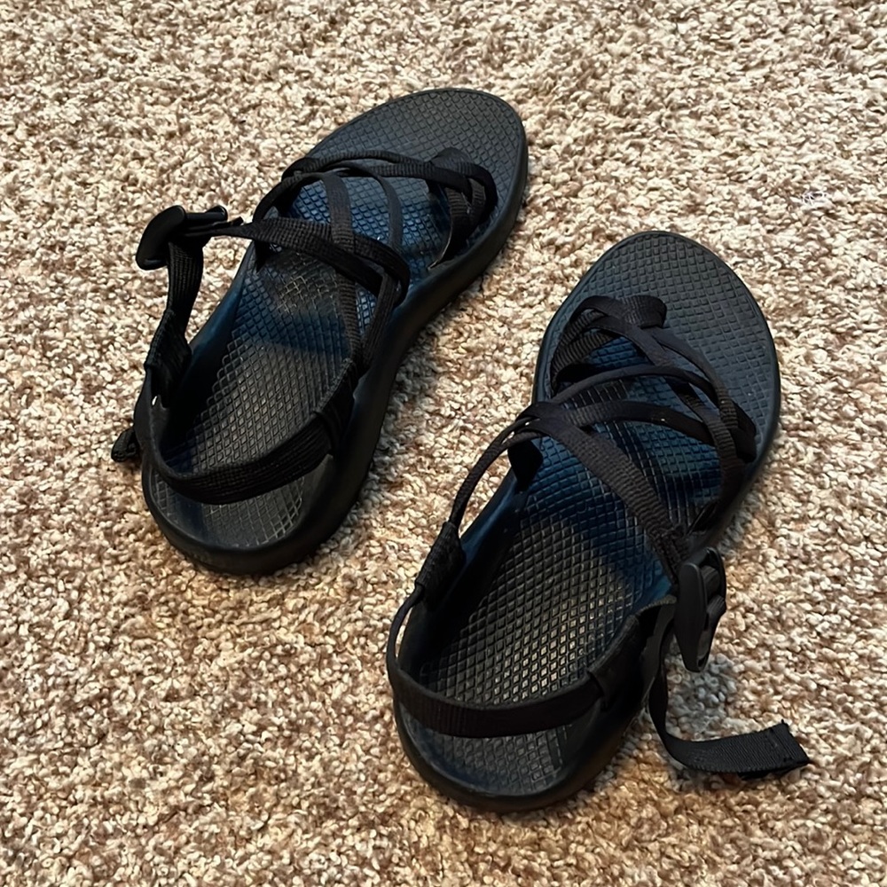 Chacos!